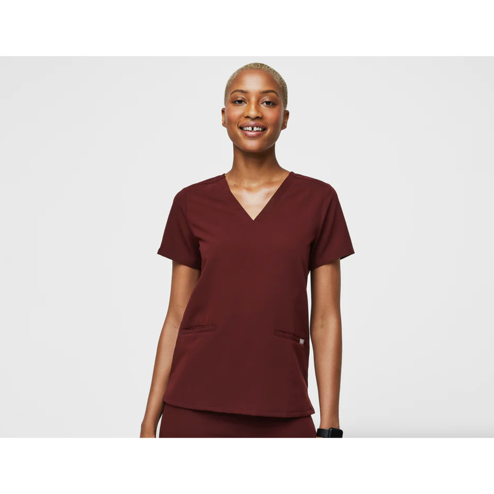 Figs  Casma Three-Pocket Scrub Top in burgundy size S